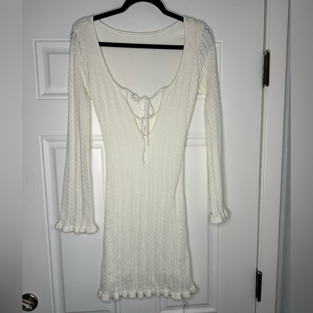 NWT Tiger Mist SIZE XXS Florence Dress WHITE flare sleeve - Picture 2 of 6